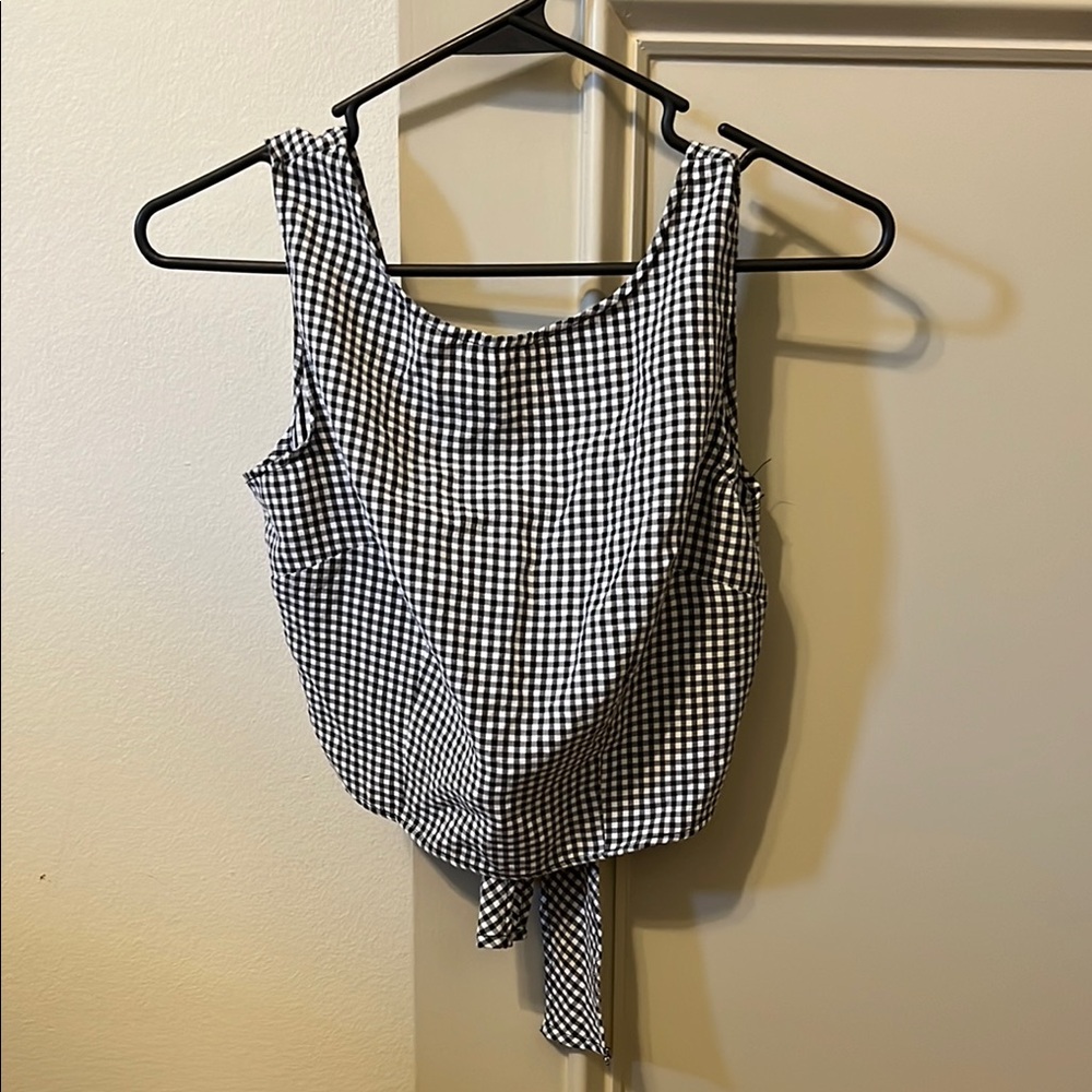 SHEIN Black and White Asymmetrical Tie Back Tank Top